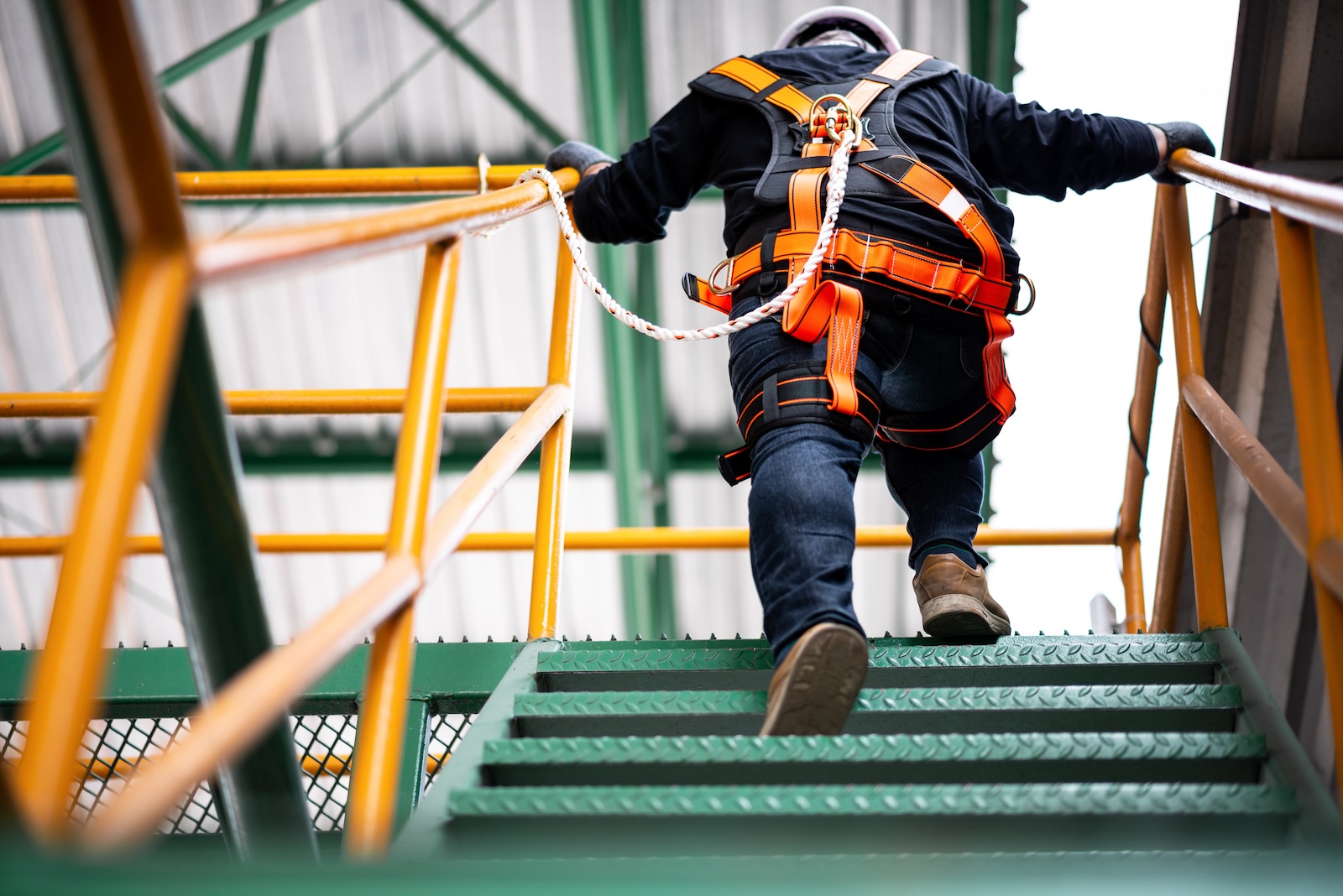 Job Hazard Analysis (JHA): How to Build Safer Work Plans and Reduce ...